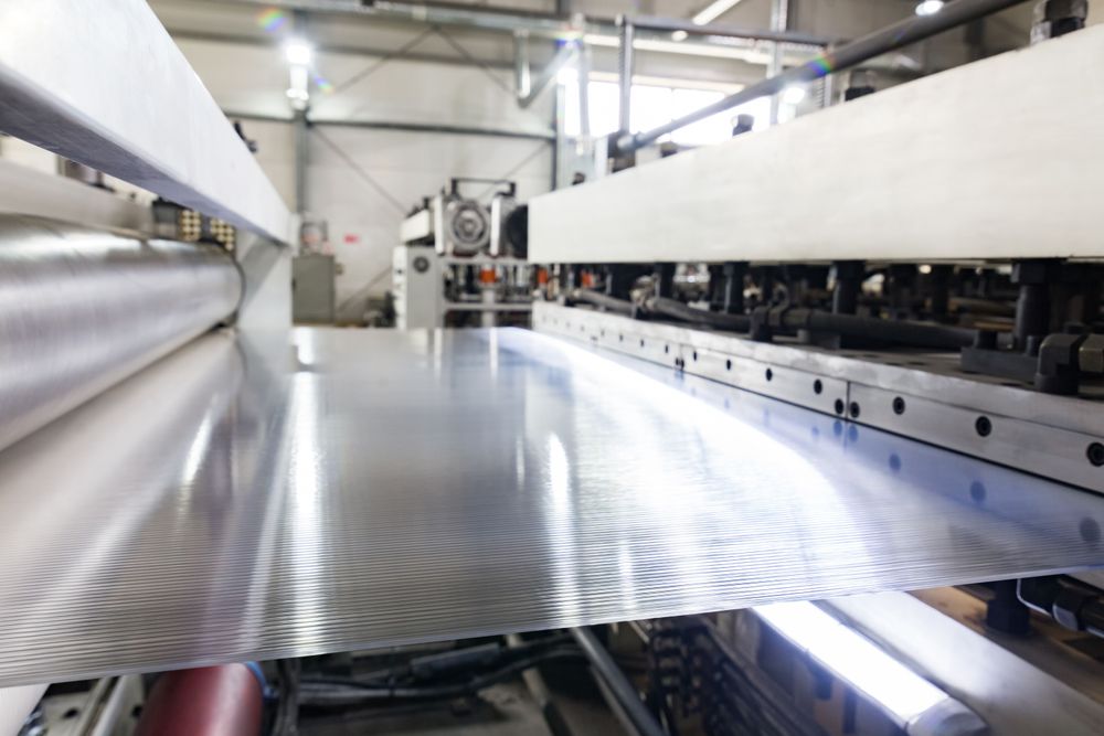 Synthetic & Glass Machine Operator
